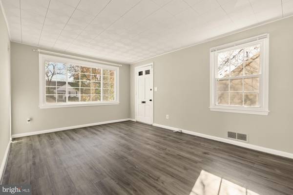 Falls Church, VA 22042,3024 WAYNE RD