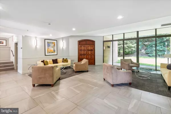 Bala Cynwyd, PA 19004,19 ROCK HILL RD #7-D