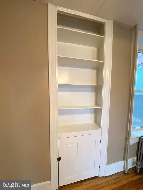 Chambersburg, PA 17201,240 E KING ST