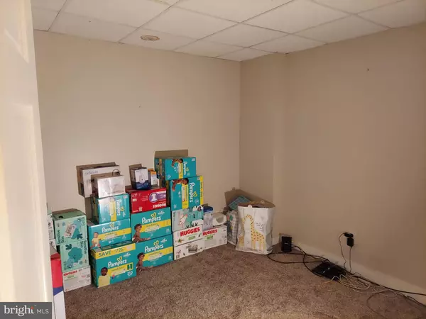 York, PA 17403,339 W PHILADELPHIA ST