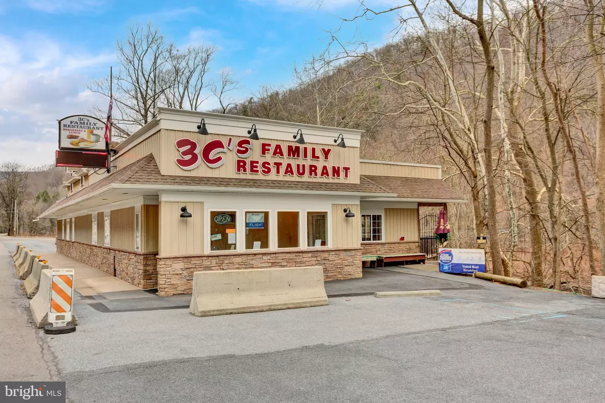 Orwigsburg, PA 17961,2212 CENTRE TPKE