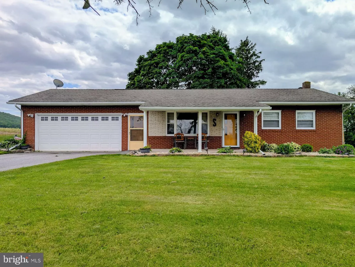 Breezewood, PA 15533,796 LIGHTHOUSE ROAD