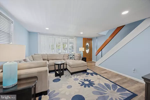 Philadelphia, PA 19114,3416 HOLYOKE RD