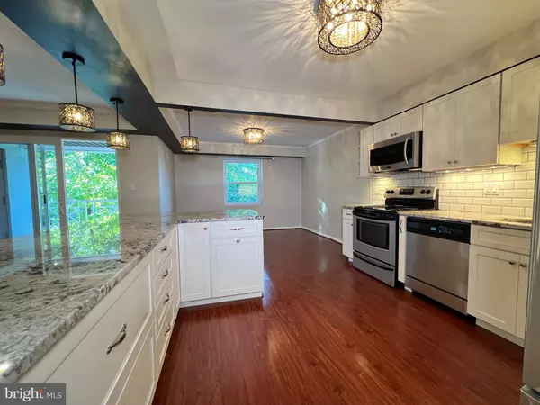 Lutherville Timonium, MD 21093,119 CASTLETOWN RD #302