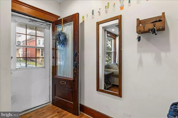 Easton, PA 18042,270 W WILKES BARRE ST