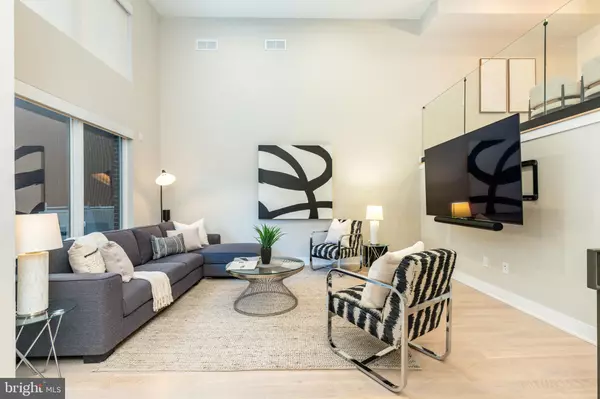 Philadelphia, PA 19146,2103 LEAGUE CT