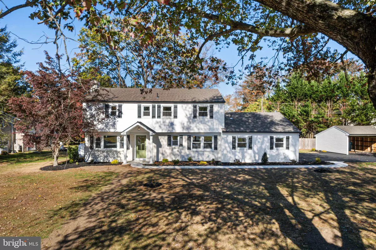 Langhorne, PA 19047,137 COACH RD