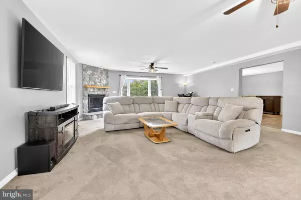 45 WENZEL RD, Airville, PA 17302