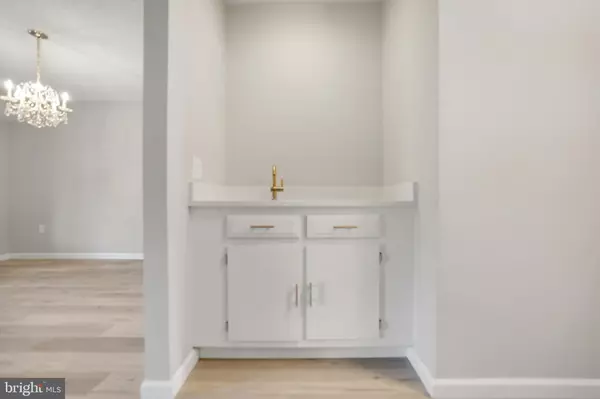 Silver Spring, MD 20906,15121 GLADE DR #13-2F