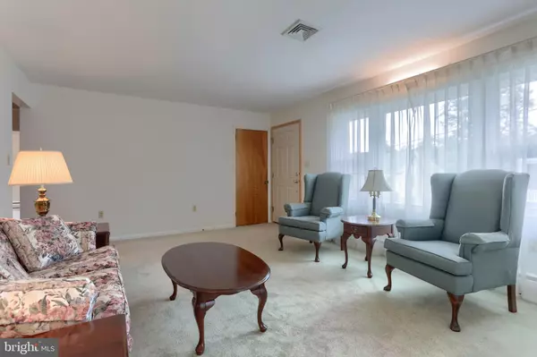 Harrisburg, PA 17113,523 3RD ST