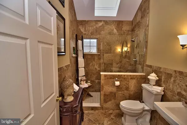 Plains, PA 18702,129 BALD MOUNTAIN RD