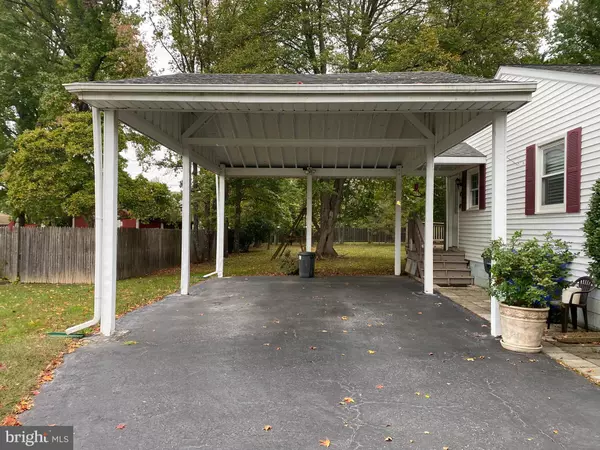 Waldorf, MD 20601,11712 LANCELOT DR