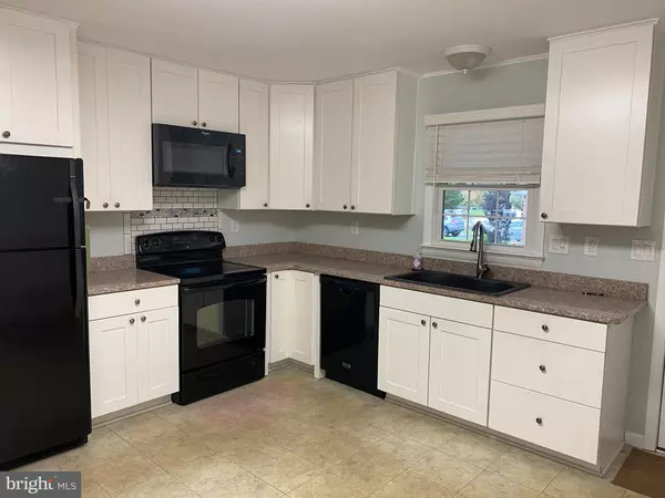 Waldorf, MD 20601,11712 LANCELOT DR