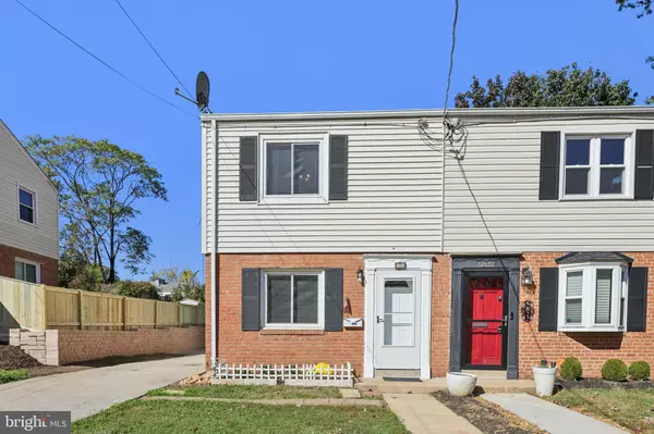 Alexandria, VA 22303,5824 FIFER DR