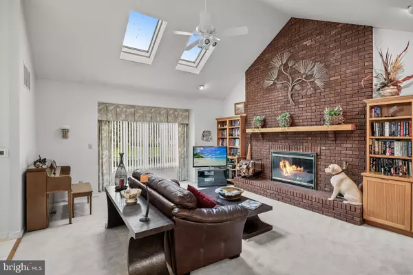 Westampton, NJ 08060,9 ROBERTS DR