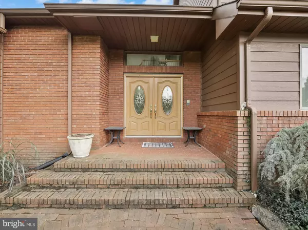 Westampton, NJ 08060,9 ROBERTS DR