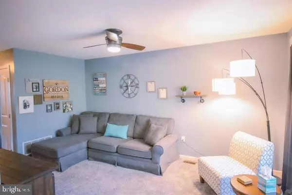 Mechanicsburg, PA 17050,6402 CREEKBEND DR
