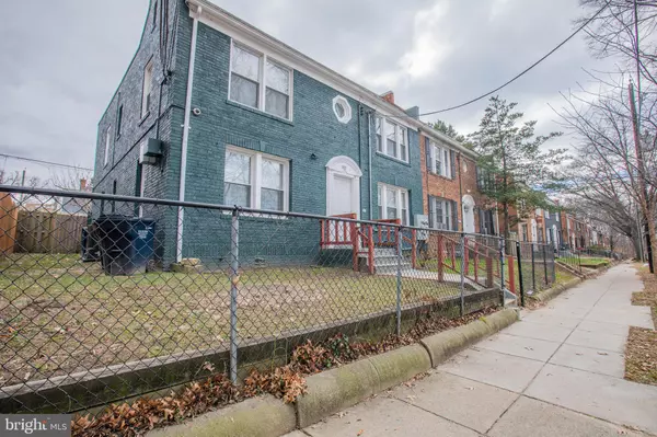 Washington, DC 20032,333 PARKLAND PL SE #1