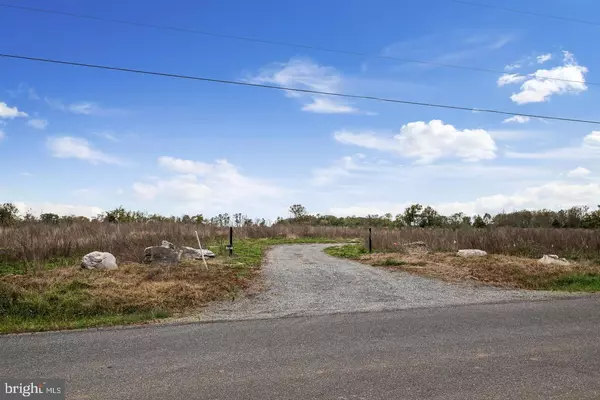 Berryville, VA 22611,737 LONGMARSH RD