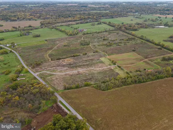 Berryville, VA 22611,737 LONGMARSH RD