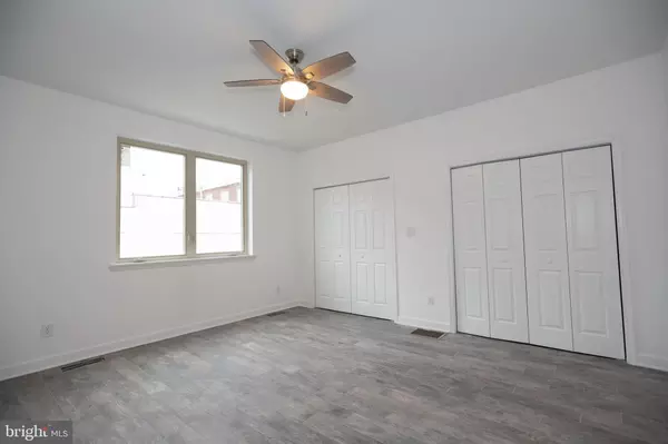 Philadelphia, PA 19122,1818 N FRONT ST #B