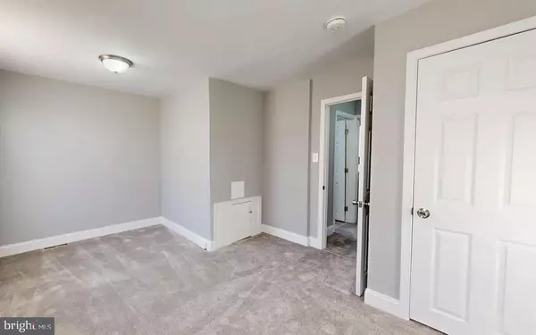 Baltimore, MD 21213,3325 RAVENWOOD AVE