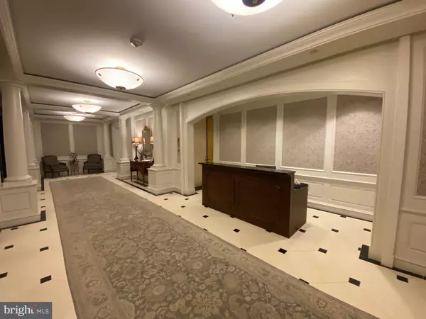 Washington, DC 20004,801 PENNSYLVANIA AVE NW #1225