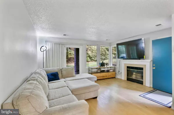 Reston, VA 20194,11723-C SUMMERCHASE CIR