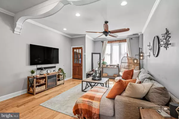 Philadelphia, PA 19148,221 MOORE ST