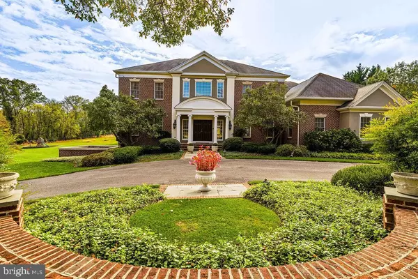 Lutherville Timonium, MD 21093,13 DIPPING POND CT