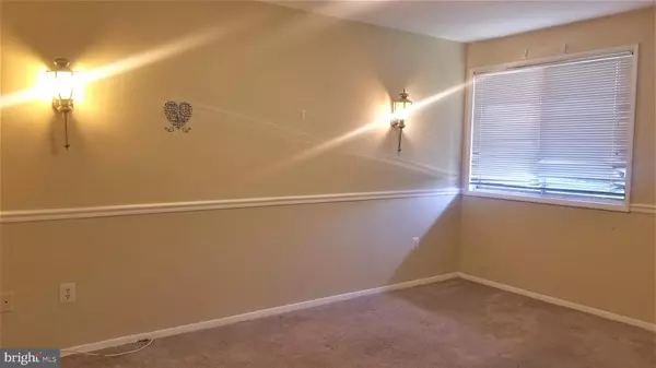 Oxon Hill, MD 20745,572 WILSON BRIDGE DR #D1