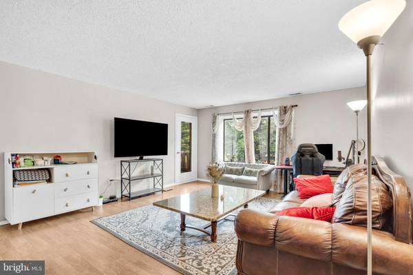 Mount Laurel, NJ 08054,4610-B ABERDEEN DR