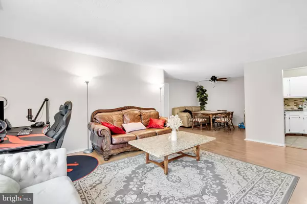 Mount Laurel, NJ 08054,4610-B ABERDEEN DR