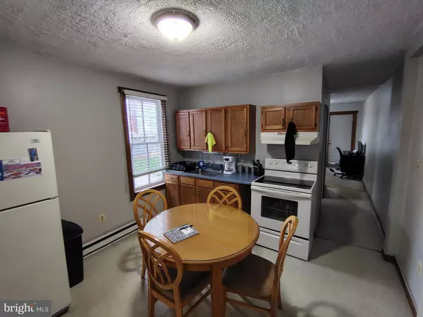 Hanover, PA 17331,9 E MIDDLE ST