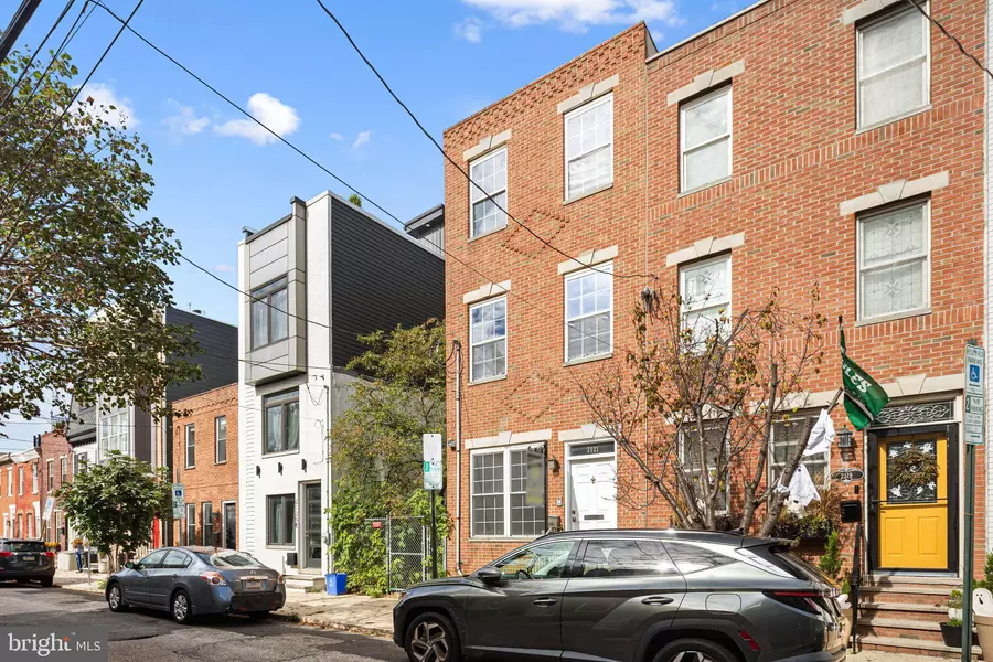 2121 MONTROSE ST, Philadelphia, PA 19146