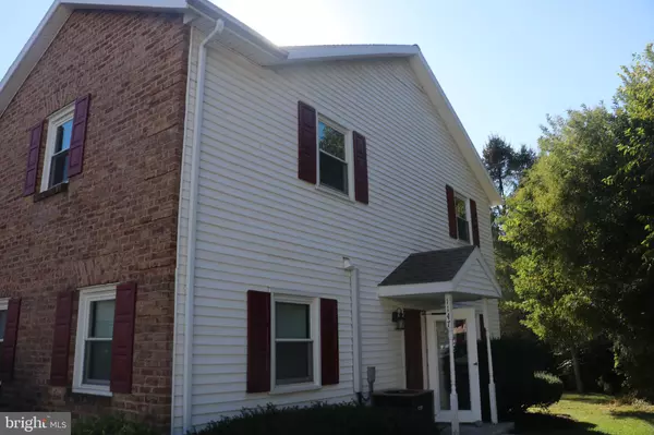 1147 NANROC DR, Mechanicsburg, PA 17055