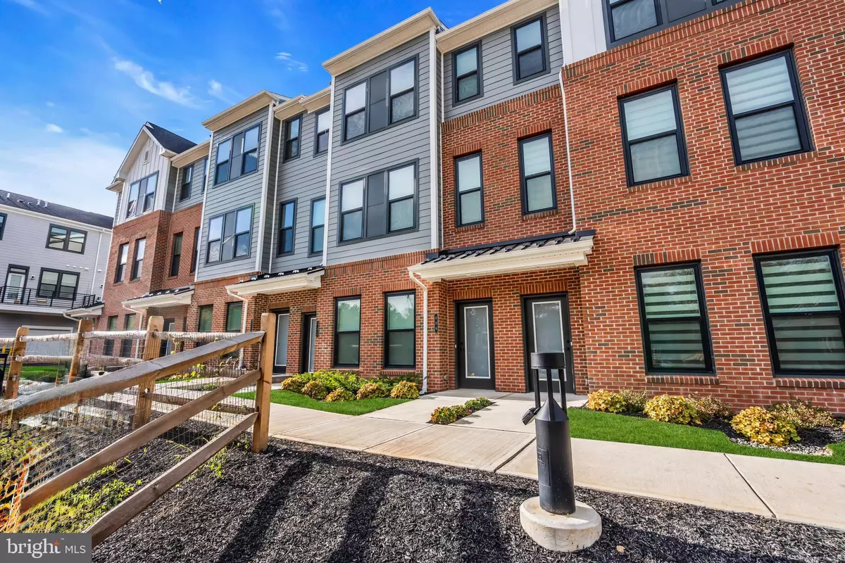 Princeton Junction, NJ 08550,806 SHAY CT