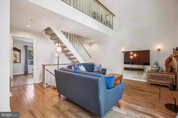 Gaithersburg, MD 20877,30 SPRING ST