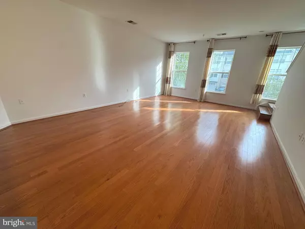 Rockville, MD 20850,108 MOORE DR