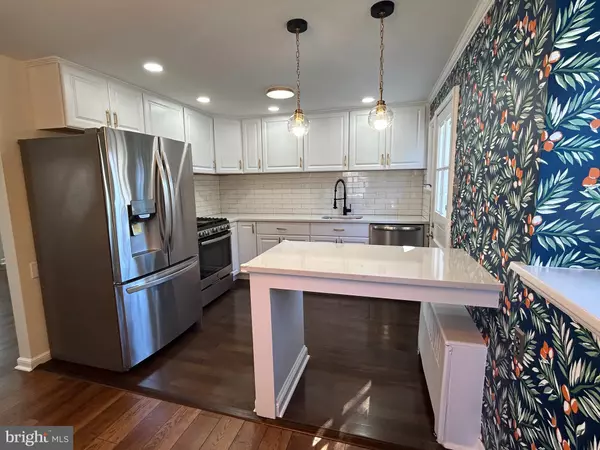 Bryn Mawr, PA 19010,12 RODNEY RD
