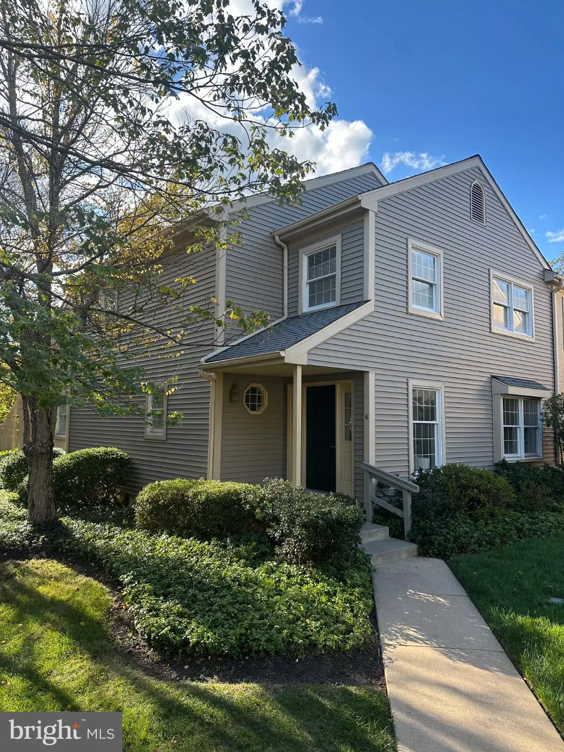 Devon, PA 19333,6 WINGSTONE LN