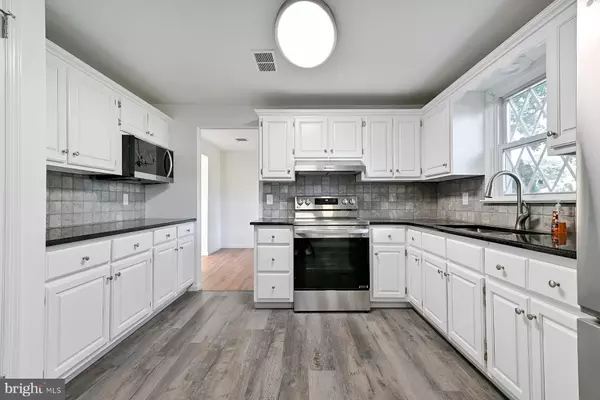 Douglassville, PA 19518,216 LAURELWOOD DR