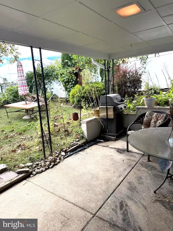 Philadelphia, PA 19128,7314 HILL RD