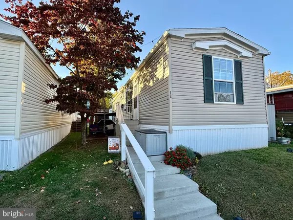 13 2ND ST, Phoenixville, PA 19460