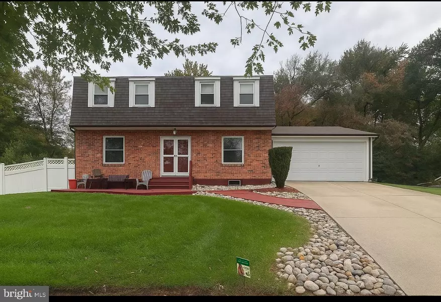 358 QUAKER RD, Lawnside, NJ 08045