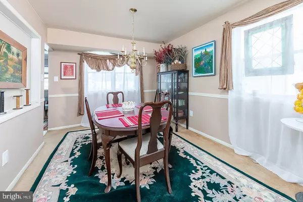 Marlton, NJ 08053,109 MEADOWVIEW CIR