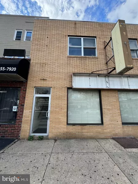 2114 S BROAD ST, Philadelphia, PA 19145