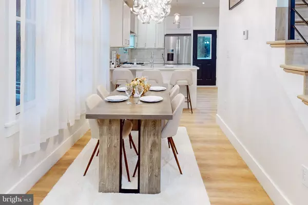 Washington, DC 20018,2806 FRANKLIN ST NE