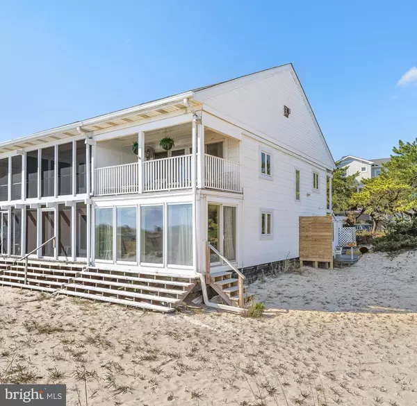 2 CHESAPEAKE ST #8, Rehoboth Beach, DE 19971