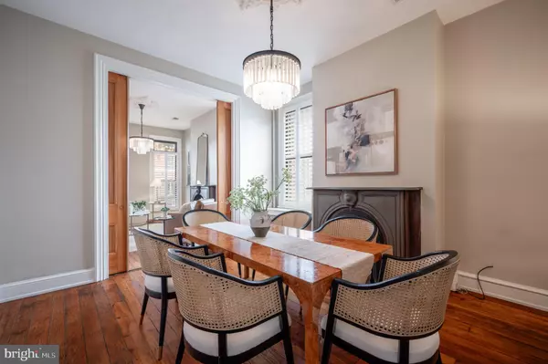 Washington, DC 20001,912 P ST NW